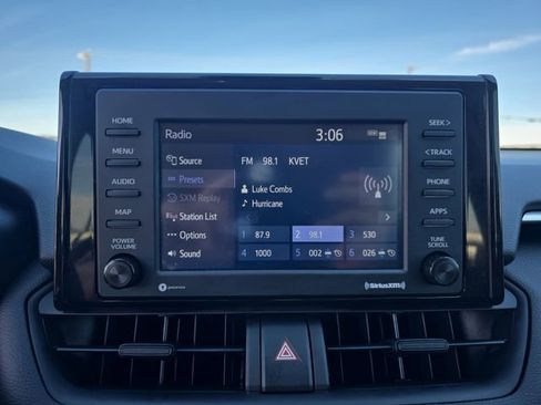 Used 2022 Toyota RAV4 XLE w/ Convenience Package image 21