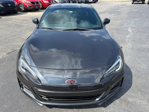Used 2018 Subaru BRZ Limited w/ Popular Package #3 RWD image 9