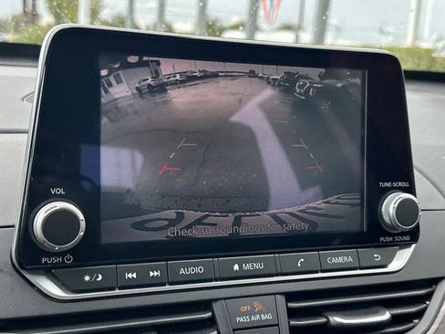 Certified 2023 Nissan Altima 2.5 SV image 18