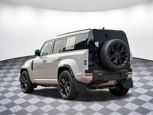 New 2026 Land Rover Defender 110 OCTA AWD/4WD image 3