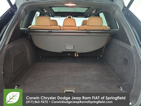 Used 2014 Porsche Cayenne Diesel AWD/4WD image 33