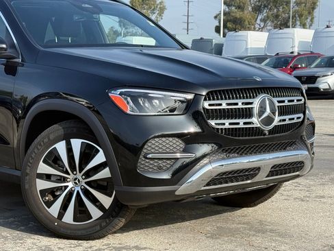 New 2025 Mercedes-Benz GLE 350 4MATIC image 3