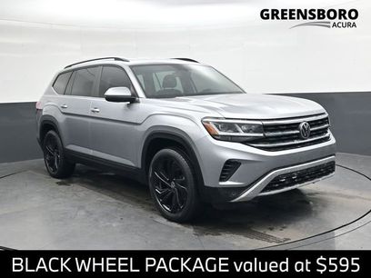 Used 2022 Volkswagen Atlas SE w/ Black Wheel Package