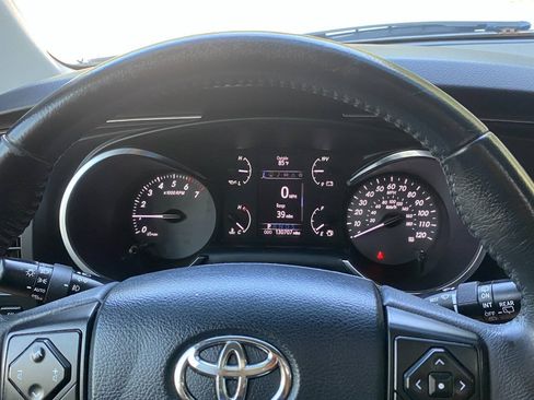 Used 2018 Toyota Sequoia TRD Sport RWD image 21