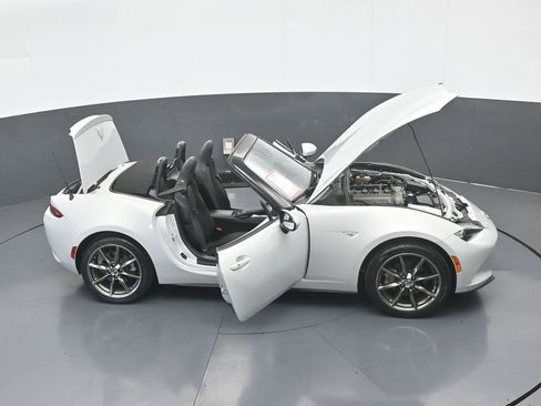 Used 2016 MAZDA MX-5 Miata Grand Touring image 64