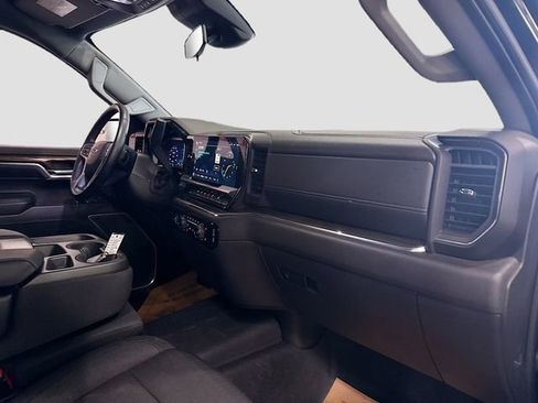 Used 2023 Chevrolet Silverado 1500 LT Trail Boss w/ LPO, Dark Essentials Package AWD/4WD image 29