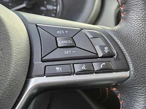 Used 2023 Nissan Kicks SR w/ SR Premium Package image 12