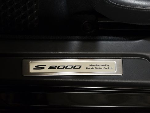 Used 2002 Honda S2000 image 28