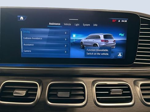 Used 2025 Mercedes-Benz GLS 450 4MATIC image 24