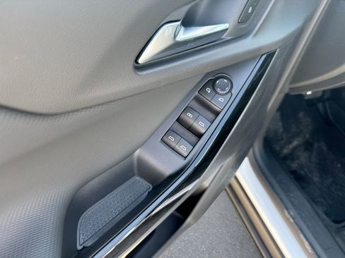 New 2026 Chevrolet Equinox LT w/ Midnight Edition image 13