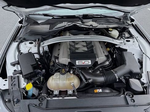 Certified 2017 Ford Mustang GT Premium w/ GT Performance Package image 32