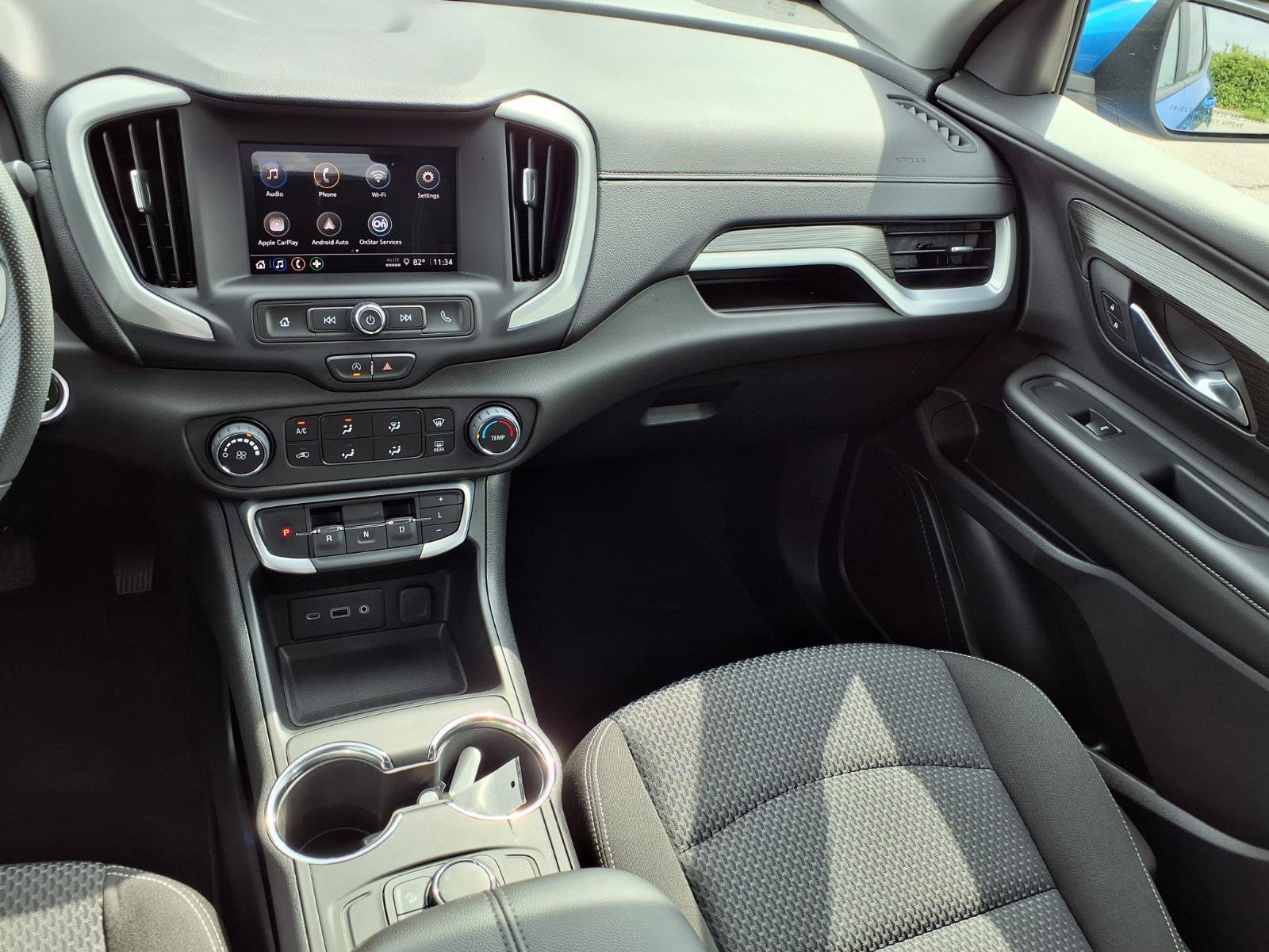 Used 2024 GMC Terrain SLE FWD image 4