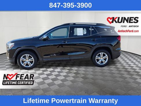 Used 2018 GMC Terrain SLE w/ Driver Convenience Package image 4