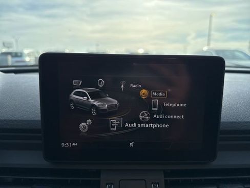 Used 2020 Audi Q5 2.0T Premium w/ Convenience Package image 19