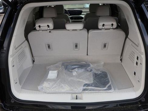 New 2026 Buick Enclave Avenir AWD/4WD image 15