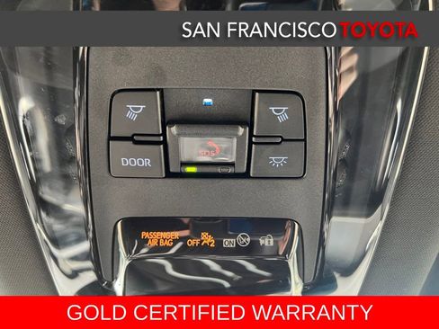 Certified 2022 Toyota Venza Limited AWD/4WD image 29