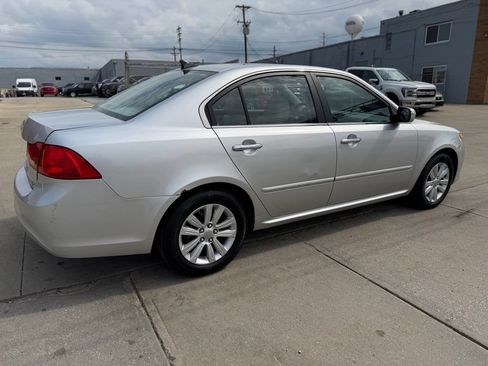 Used 2010 Kia Optima EX FWD image 4