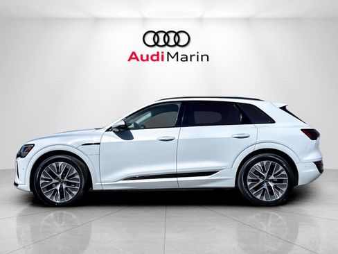 Used 2024 Audi Q8 e-tron Prestige w/ Prestige Package AWD/4WD image 2