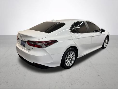 Used 2024 Toyota Camry LE FWD image 7