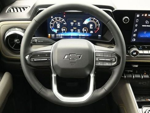 New 2026 Chevrolet Colorado ZR2 AWD/4WD image 22