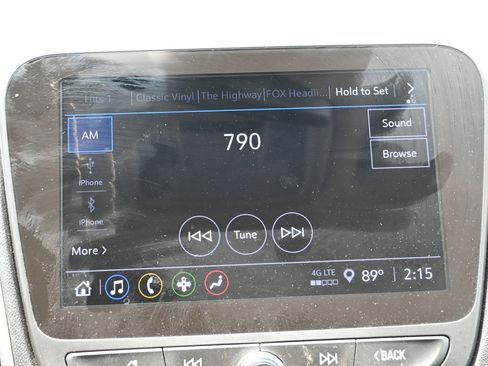 Used 2024 Chevrolet Malibu LT FWD image 16