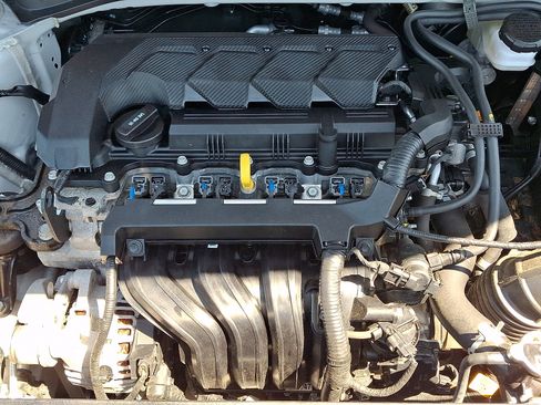 Used 2023 Hyundai Venue SEL FWD image 29