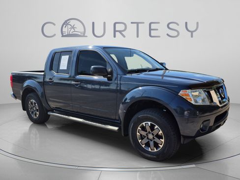 Certified 2019 Nissan Frontier SV w/ Value Truck Package RWD image 9