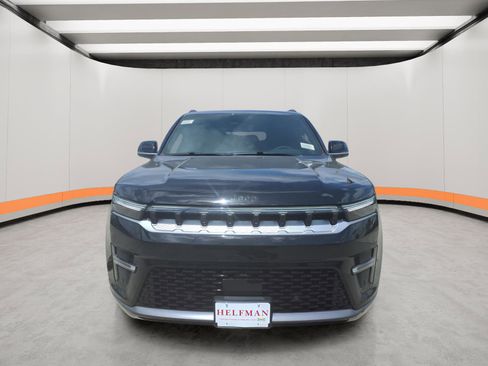 New 2026 Jeep Grand Wagoneer 2WD image 2