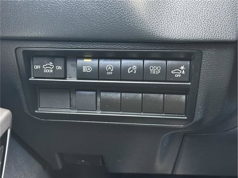 Used 2022 Toyota Tundra Limited w/ TRD Off-Road Package image 27