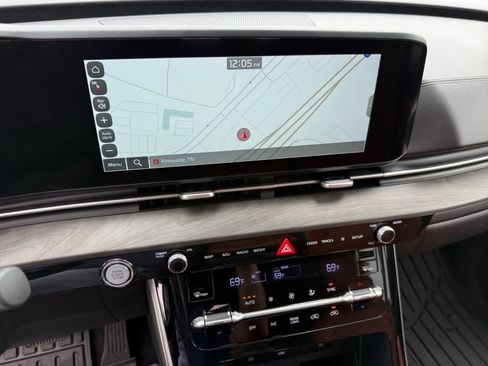 Used 2023 Kia Carnival SX FWD image 21