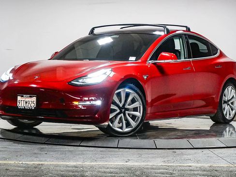 Used 2018 Tesla Model 3 Performance AWD/4WD image 1