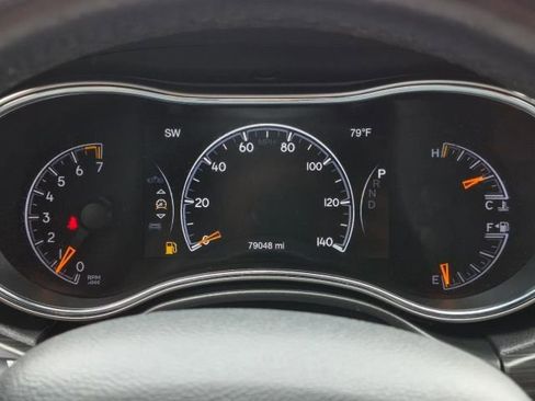 Used 2021 Jeep Grand Cherokee Laredo X AWD/4WD image 22