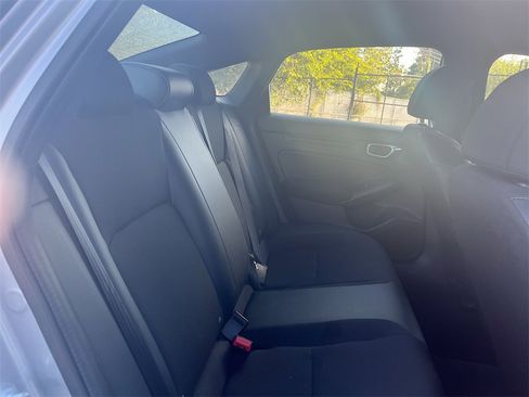 Used 2023 Honda Civic Sport image 24