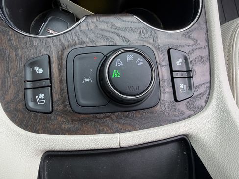 Used 2021 GMC Acadia Denali w/ Denali Technology Package image 41