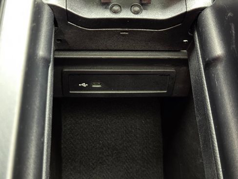 Used 2021 Mercedes-Benz A 220 w/ Premium Package image 31