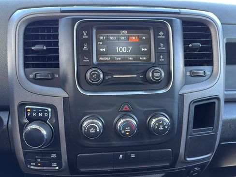 Used 2019 RAM 1500 Express w/ Express Value Package AWD/4WD image 17