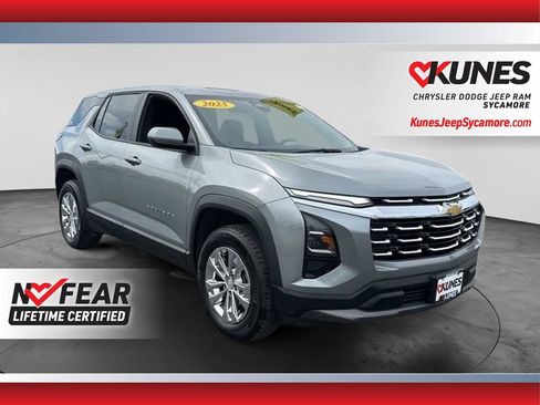 Used 2025 Chevrolet Equinox LT AWD/4WD image 1