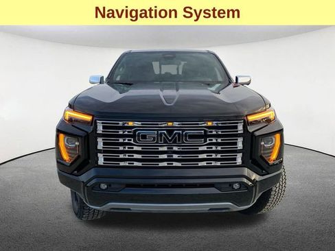 Certified 2024 GMC Canyon Denali w/ LPO, Denali Black Edition image 5