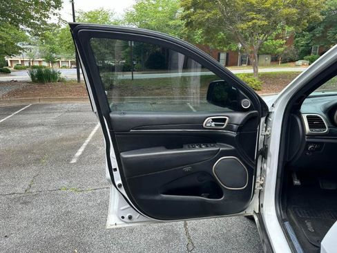 Used 2014 Jeep Grand Cherokee Summit AWD/4WD image 21