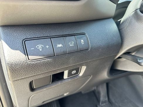 Used 2023 Hyundai Santa Fe SEL FWD image 16