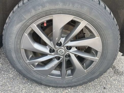Used 2016 Nissan Rogue SL w/ SL Premium Package AWD/4WD image 18