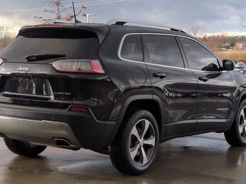 Used 2019 Jeep Cherokee Limited image 7