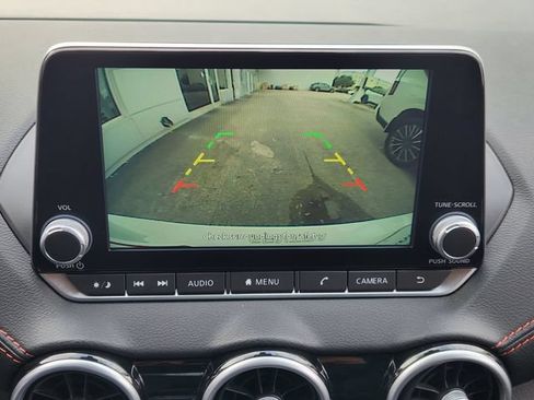 Used 2024 Nissan Sentra SR FWD image 15