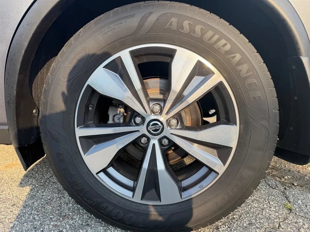 Used 2020 Nissan Murano SV FWD image 40