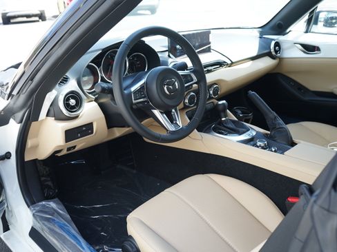 New 2026 MAZDA MX-5 Miata Grand Touring w/ Weather Package RWD image 12