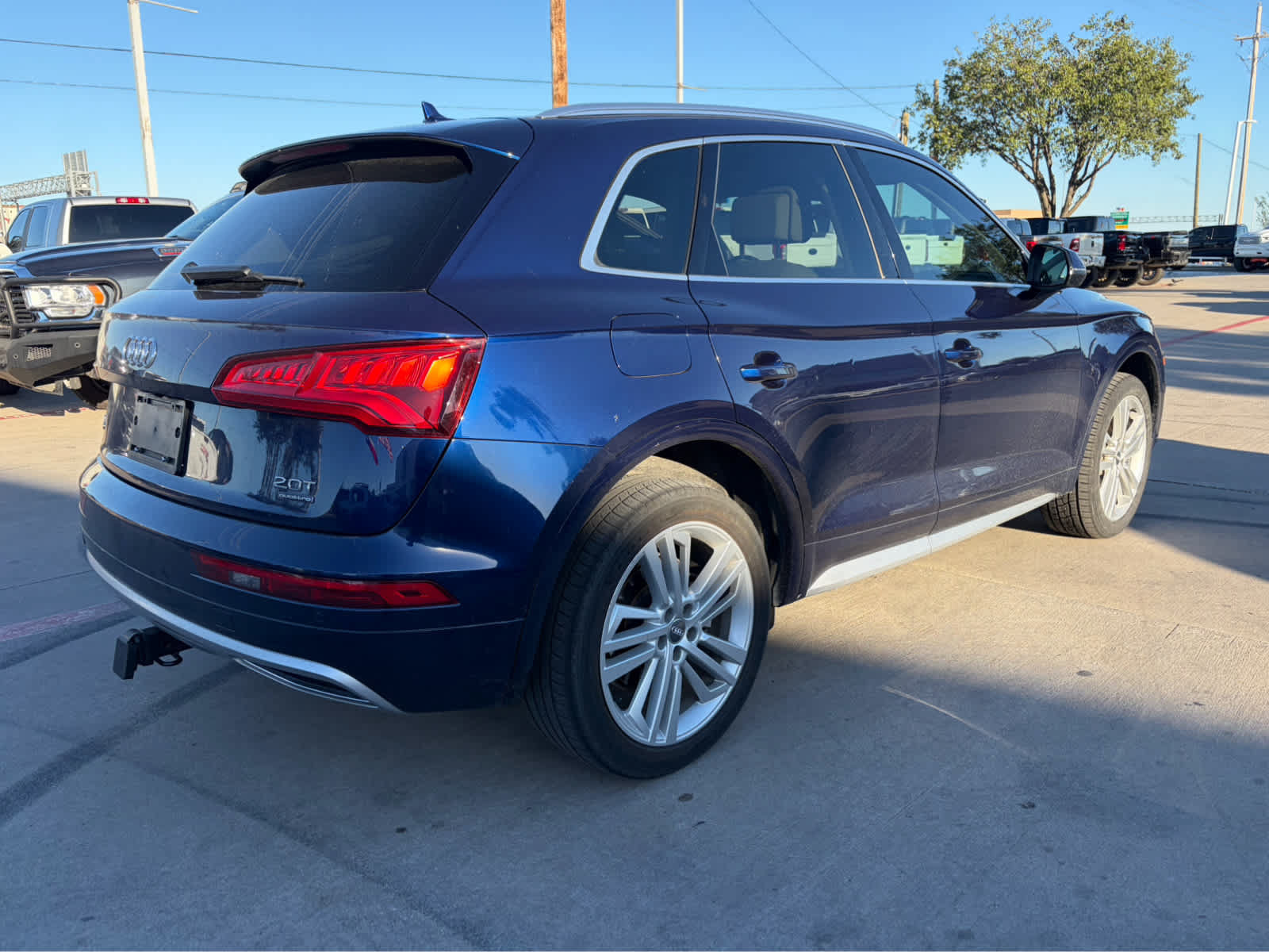 Used 2018 Audi Q5 2.0T Premium Plus w/ Premium Plus Package AWD/4WD image 4