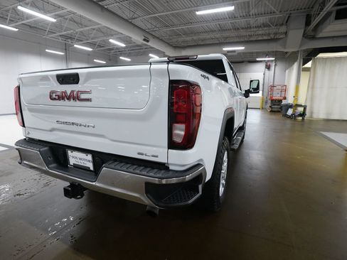 Used 2022 GMC Sierra 2500 SLE w/ SLE Value Package; AWD/4WD image 13