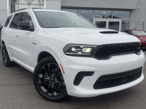 Certified 2024 Dodge Durango R/T image 2
