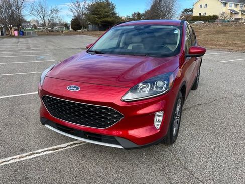 Used 2020 Ford Escape SEL image 4