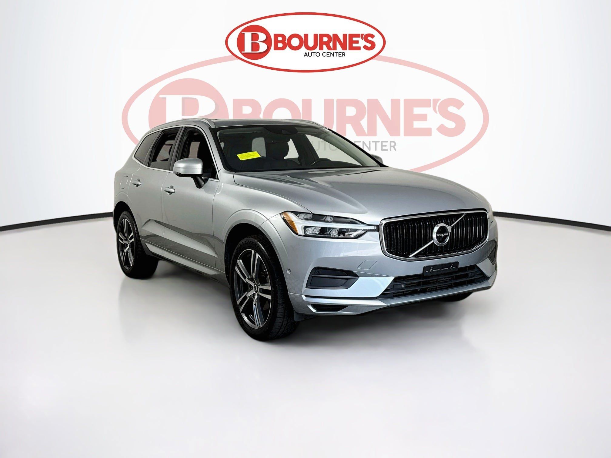 Used 2018 Volvo XC60 T5 Momentum w/ Vision Package AWD/4WD image 1